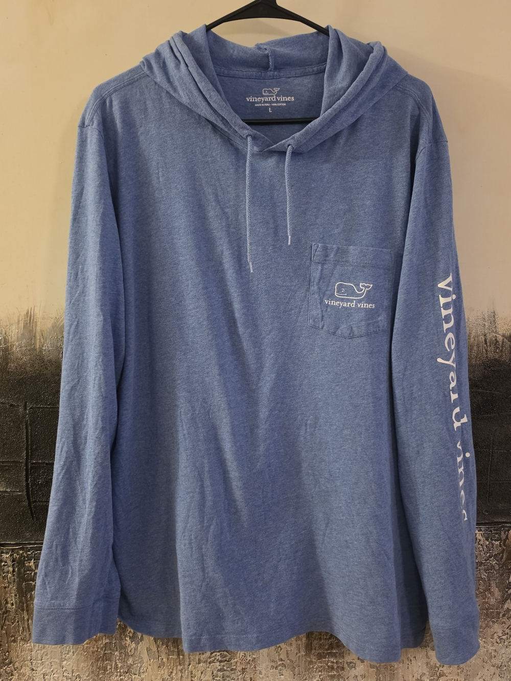 Vineyard Vines Men’s Blue Hooded Long-Sleeve Pocket Tee